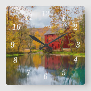 Alley Mill and Vår Wall Clock Fyrkantig Klocka