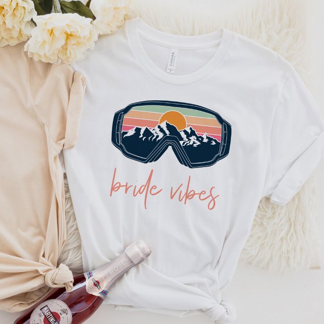 ALLIE Ski Snowboarding Bride Vibes Bachelorette T Shirt (Skapare uppladdad)
