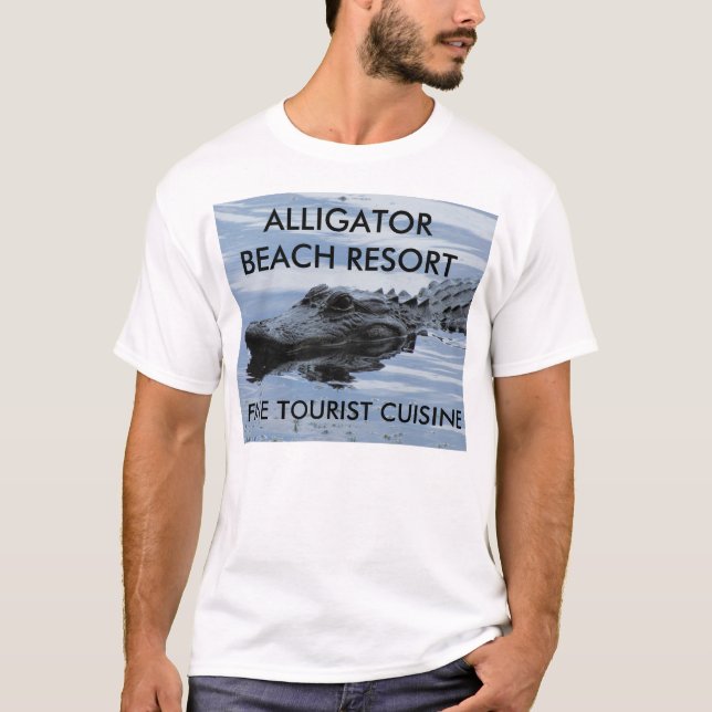 Alligator Beach Resort T-Shirt (Framsida)