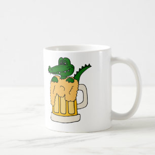 Alligator i ölmugg kaffemugg