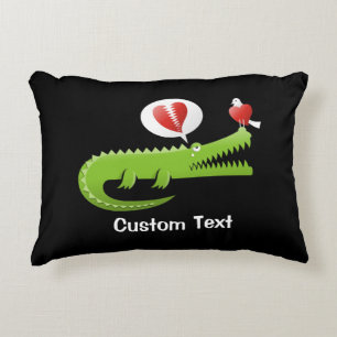 Alligator in Kärlek Decorative Pillow Prydnadskudde