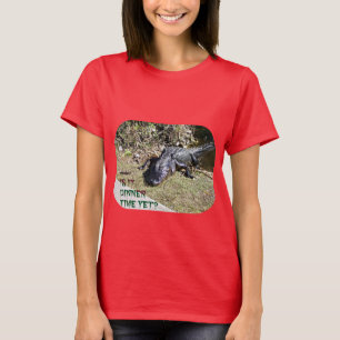 Alligator undrar över middag i Everglades T Shirt