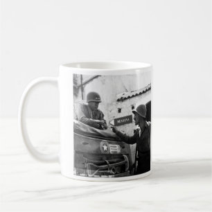 Allmänt George S. Patton och överste Lyle Bernar Kaffemugg