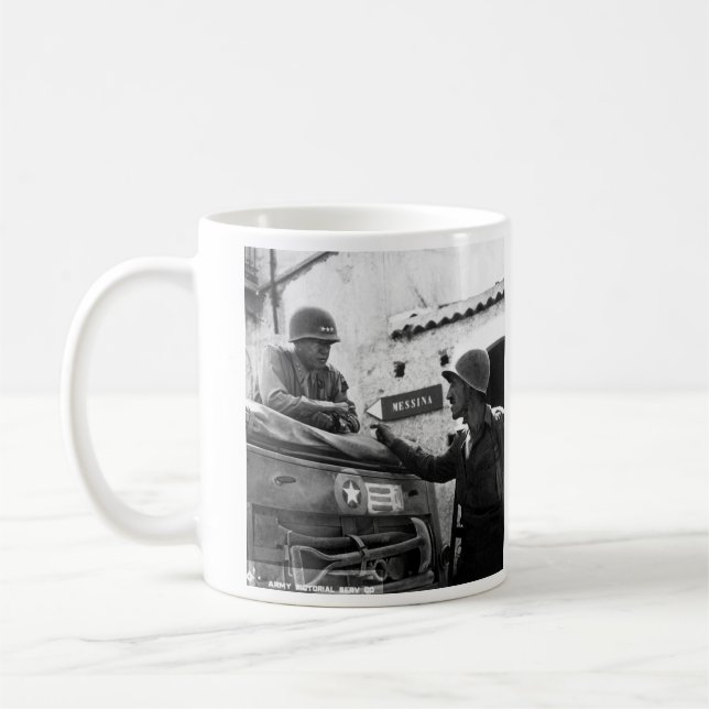 Allmänt George S. Patton och överste Lyle Bernard Kaffemugg (Vänster)