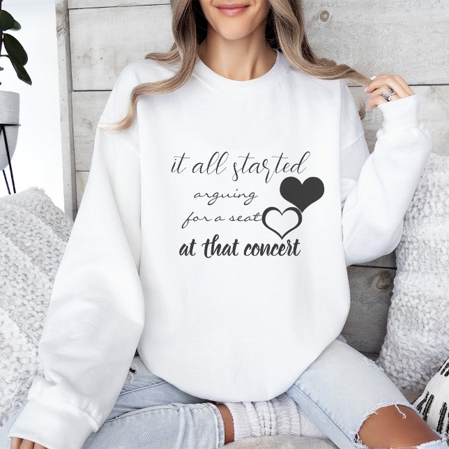 Allt började skrika efter ett säte t shirt (Skapare uppladdad)