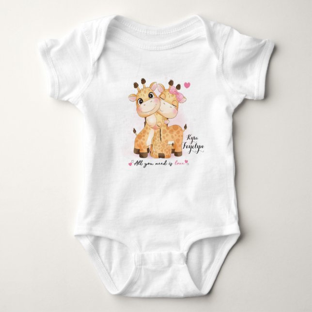 Allt du behöver är kärlek Baby Giraffe T Shirt (Framsida)