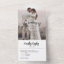 Allt i en bröllopsinbjudan