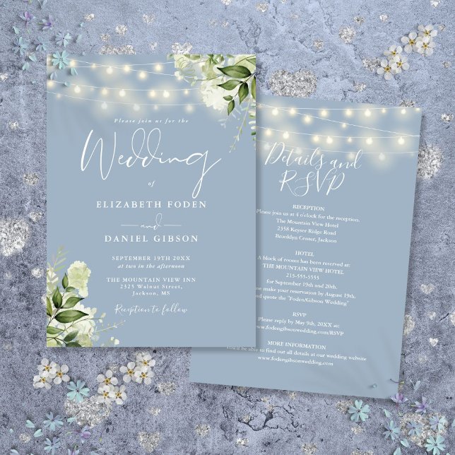 Allt i en dammsug Blue String Ljus Blommigt Bröllo Inbjudningar (All In One Dusty Blue String Lights Floral Wedding Invitation)