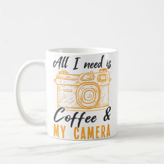 Allt jag behöver är kaffe Min kamera Fotograf Foto Kaffemugg