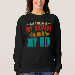 Allt jag behöver är kaffe och kameramotografi t shirt