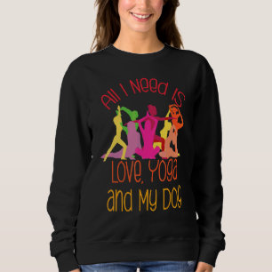 Allt jag behöver är Kärlek och Yoga och Hund Yoga T Shirt