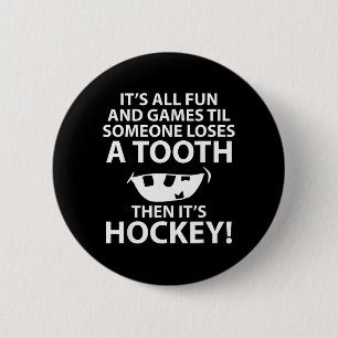 Allt kul och lekar hockeyspelare knapp