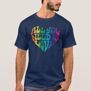 Allt som du behöver, är kärlek - regnbågebrev t-shirt