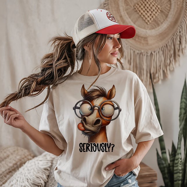 Allvarligt dum häst t shirt (Skapare uppladdad)