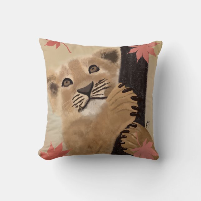 almofada filhote de leão brincando kudde (Framsida)