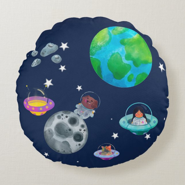 Almofada Space theme for children's room. Rund Kudde (Framsidan)