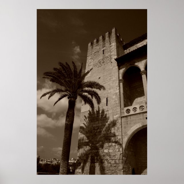 AlmudainaTower Poster (Framsidan)