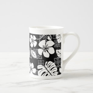 ALOHA FREDAG (SVART) BONE CHINA MUG BENPORSLIN MUGG