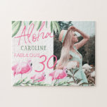 Aloha PHOTO fantastiska 30-födelsedagskalkens gåva Pussel<br><div class="desc">Aloha-handskrivet typografi av stil 30 fantastiska år (eller någon annan ålder) av kvinnan trendig Hawaiian luau-fotofödelsedagskalendergåva med fuchsia rosa flamingo-fåglar och grönt tropiska löv.                      Det kan vara en överraskning för party eller en långvarigt avstånd virtuell personlig för firande som könskalenderår för kvinnor.</div>