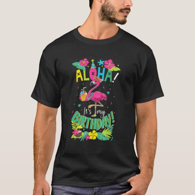 Aloha sin födelsedag Lycklig Hawaiian Flamingo Bda T Shirt (Framsida)