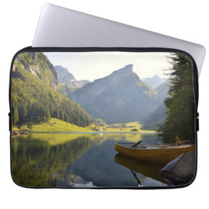 Alp sjö i Schweiz Laptop Fodral
