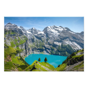 Alp sjö Oeschinensee i Schweiz Fototryck