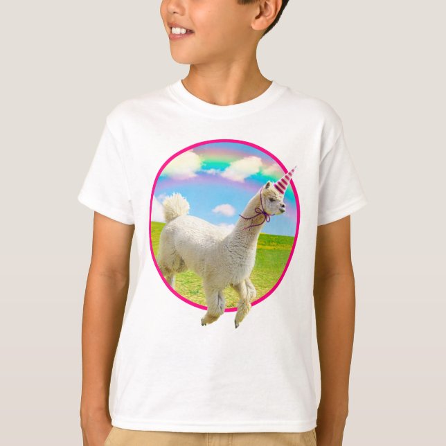 Alpaca Unicorn under Rainbow Himlar T Shirt (Framsida)