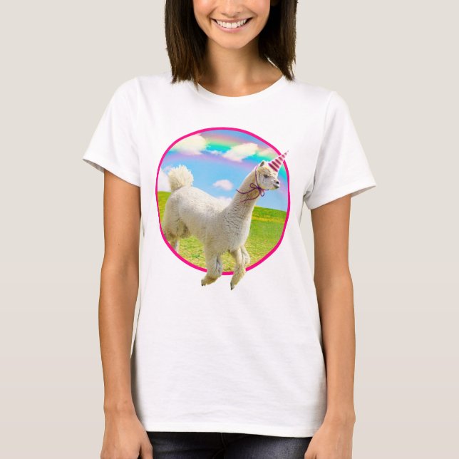 Alpaca Unicorn under Rainbow Himlar T Shirt (Framsida)