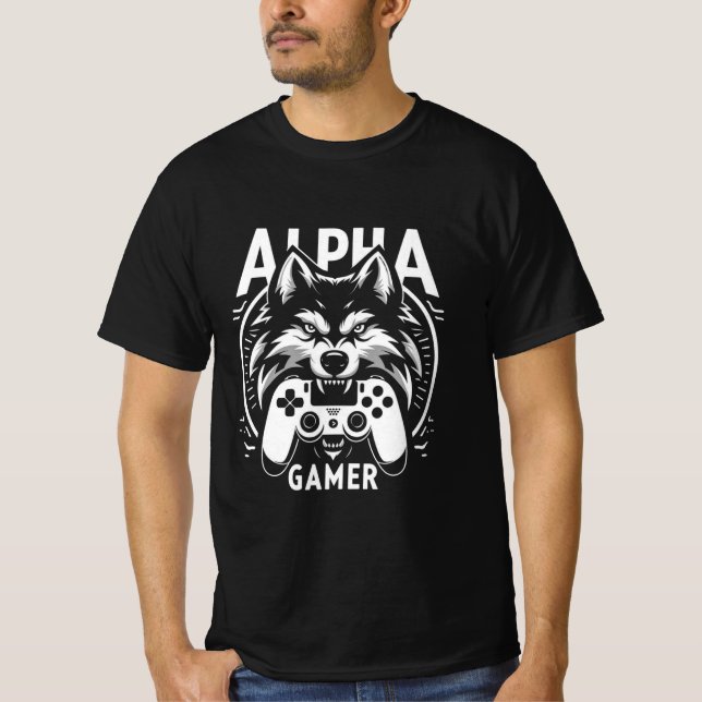 Alpha Gamer Wolf Controller  T Shirt (Framsida)