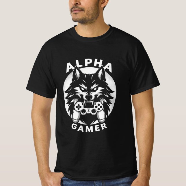 Alpha Gamer Wolf with Controller T Shirt (Framsida)
