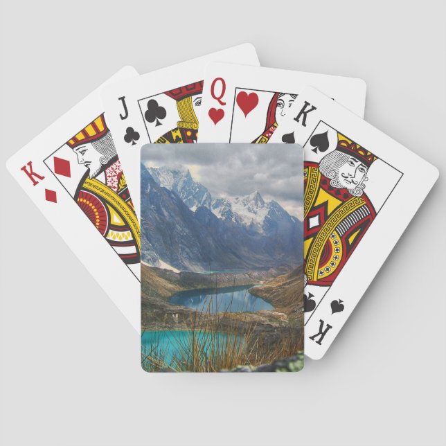 Alpina berg i naturskön utsikt Foto Casinokort (Baksidan)
