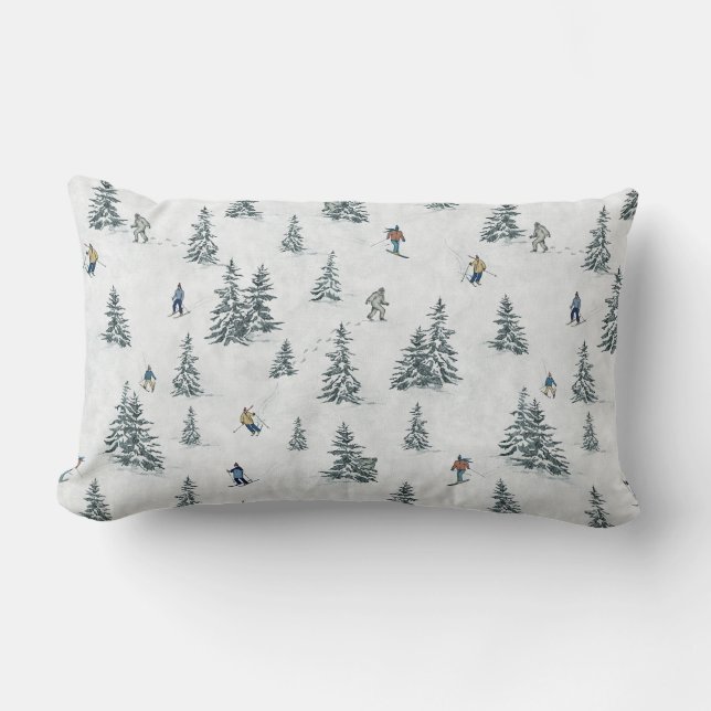 Alpine Skiers och Gömt Yetis - Downhill Skiing Lumbarkudde (Framsida)