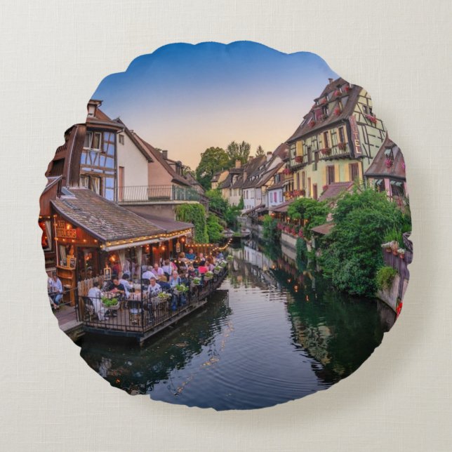 Alsace France Flower Water Canal                 Rund Kudde (Framsidan)