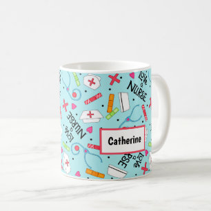 Älska en personlig för namn för blått för kaffemugg