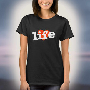 Älska Livet! Rött hjärta-design. T Shirt