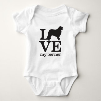 Älska min Bernese berghund Tee Shirt