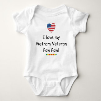 Älska min ranka för den Vietnam veteranpawPawen Tee Shirt