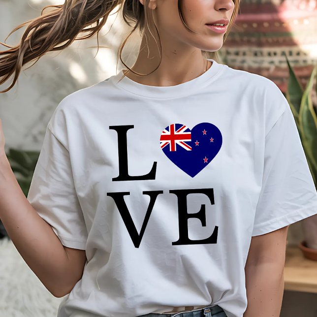 Älska Nya Zeeland med flagghjärta T Shirt (Skapare uppladdad)