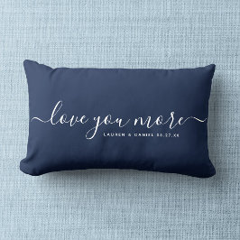 Älskar dig mer Anpassat Namn Alla Hjärtans Dag Nyg Lumbarkudde