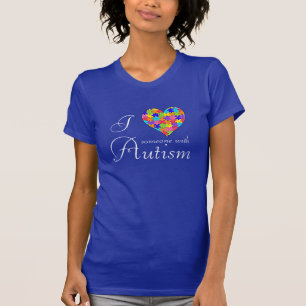 "Älskar jag någon med Autism" hjärta lappar Tee Shirt