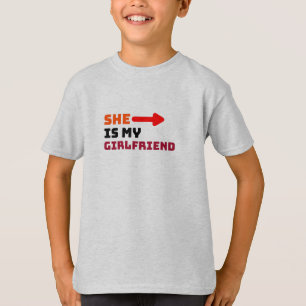 Älskare Hon är min flickvän T Shirt