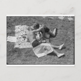 Älskare vid Lunch Vykort