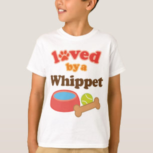 Älskat av en Whippet (hund aveln) T-shirt