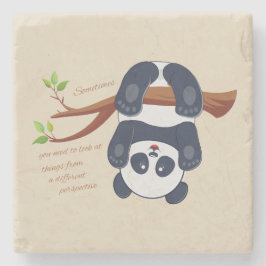 älsklig panda som hänger upp och ner stenunderlägg