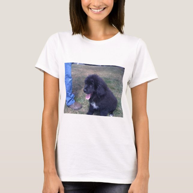 Älskvärd Newfie valp (den Newfoundland hund aveln) Tee Shirt (Framsida)