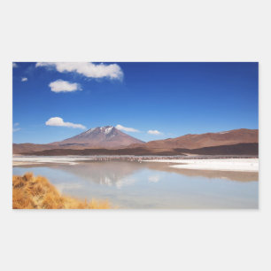 Altiplanolandskapet med vulkanen i Bolivia Rektangulärt Klistermärke