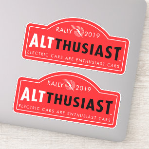 AltThusiast samlar 2019 etiketter (2 per lakan)