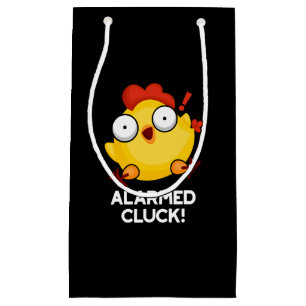 Alväpnad Cluck Funny Chicken Clock Pun Mörk BG