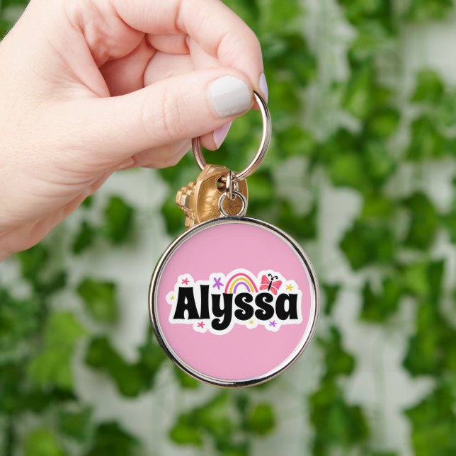 Alyssa namn söt design rund silverfärgad nyckelring (Hand)