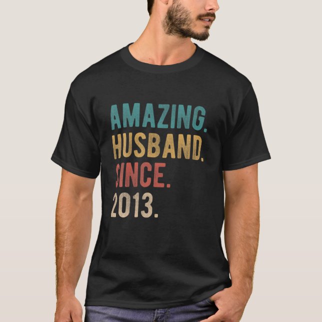 Amazing Husband Since 2013 9Th Wedding Anniversary T Shirt (Framsida)